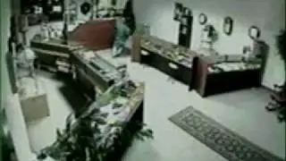Court TV : $100k Jewelery Robbery In 55 Secs