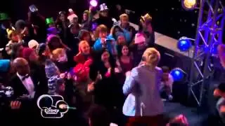 HD] Ross Lynch (Austin Moon)  Can You Feel It (Austin   Jessie   Ally All Star New Year) - YouTube