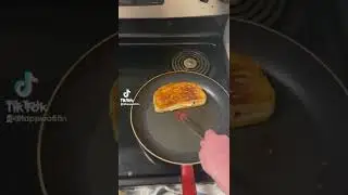 How to NOT make a grilled cheese sandwich | Daily Foodie Shorts #shorts