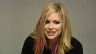Avril Lavigne say hello to China