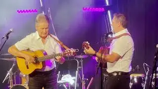 הפרברים (Live) - ריח תפוח אודם שני
