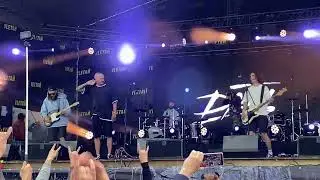 ДМЦ- Смеяться всем в лицо(Улетай 2024)