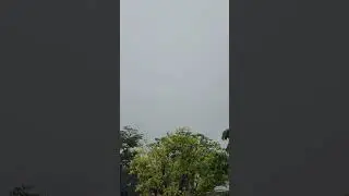 Sài Gòn mưa mịt mù 🌧️