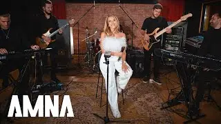 AMNA - Feliz Navidad 🎀 Live Session