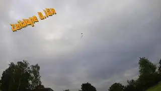Wasserrakete - Fallschirm öffnet kurz vor dem Aufschlag