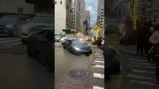 LAMBORGHINI HURACAN DRIVES OFF in NEW YORK !! SUPER LOUD EXHAUST !! 
