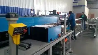 Линия для производства не перфорированного кабельного лотка.