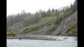 Feedbacks between river meandering and landsliding in NW Washington glacial outwash terraces