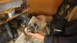 Снятие коробки передач с Шевроле Нива