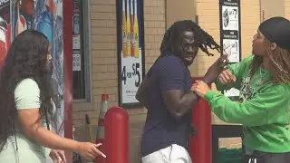 DROPPING MONEY PRANK IN THE HOOD…