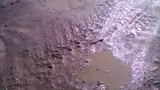 Добрый маленький школа, которая срёт говно!