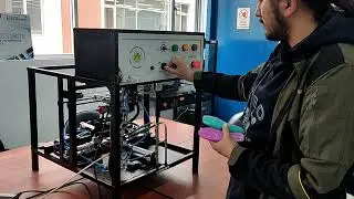 Sistema automatizado de fijación de plantillas a compresión neumática