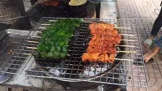 Вьетнам Нячанг уличная торговка
