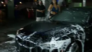 BIKINI VALLEY CAR WASH - Behind the scenes - girls washing uncle Ron's car