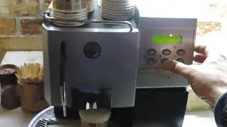 кава з молоком.