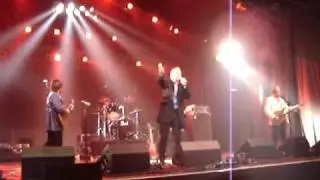 Dave Dee, Dozy, Beaky, Mick & Tich - Bend It (live 2006)