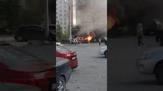 Пожар в Новом Уренгое. Сгорела машина.