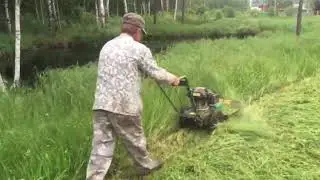 Как косилка для заготовки сена Caiman RM60S косит траву