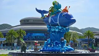 A Day at The World Largest Indoor Theme Park - Chimelong Spaceship