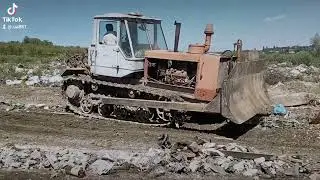 трактор т 150 гусеничний