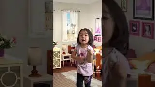 Выступление Азалии 😅😂