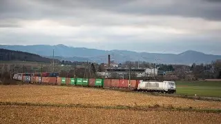 Pociągi Kamieniec Ząbkowicki jesień zima 2025 