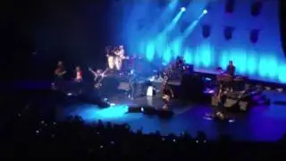 Los Fabulosos Cadillacs - Manuel Santillán, El León