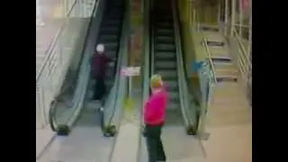 Приколы на эскалаторе  2014