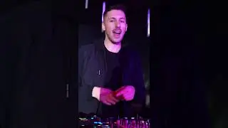 🤯 COGER UNA LOKERA 🔝  ¡Comenta si te gustó la mezcla! 🫶🏻 #viral #shorts #dj #2023