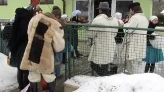 Fašiangy a tradičné pochovávanie basy v Krajnom 2010. Časť: 2