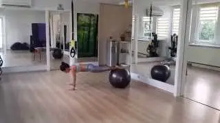 KARIN VE CORE BÖLGENİZİ DENGE TOPU İLE ÇALIŞTIRIN