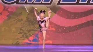 Everleigh Rose Soutas  - Lip Gloss