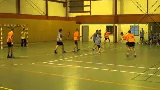passe dans le dos.MP4