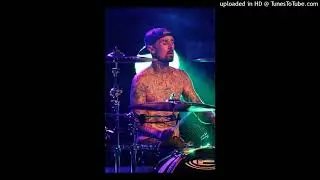 (FREE) Travis Barker x MGK Type Beat 'twitch' | Pop Punk Beat