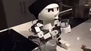 робот алкоголик.