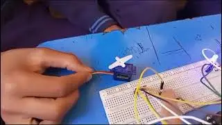 Arduino servo motor in pictoblox