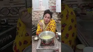 لما نتزنق نجري علي الاندومي 🤣