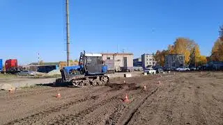 Упражнение "разворот в ограниченном пространстве" на тракторе кат. E (Агромаш 90ТГ)