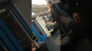 Торговец в московском метро