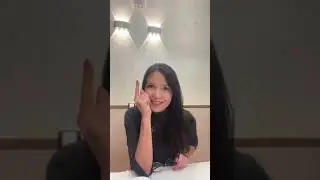 Грациозные кошки и знающие, где есть деньги.