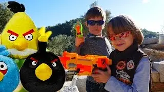 ✌ ВЛОГ Арсения: Игра Angry Birds с Адрианом, играем с игрушками Nerf