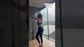 Melis Sezen ıslak saçla dans etme sezonunu açtı