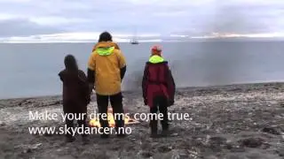 Skydancer sailing Svalbard 2014