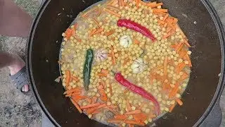 ГОТОВИМ ПЛОВ НА КОСТРЕ