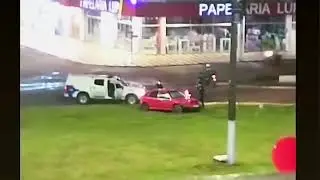 Motorista invade canteiro central em Rolim de Moura