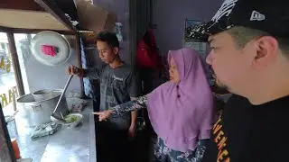 MAKANAN ENAK INI KOK GAK LAKU YA DI KOTA LAIN??? GAK ADA YANG JUAL LAGI SELAIN DISINI!!