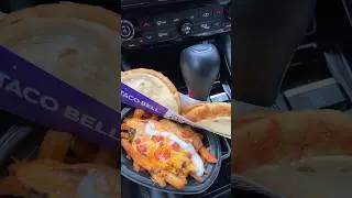 Taco Bell NEW Cheesy Street Chalupas & Jalapeño Ranch Nacho Fries 🔔