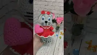 Обзор кошечка в красном платье с сердечком ручной работы.❤️