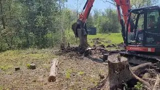 Kubota Ripping Stumps