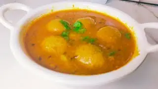 How to make banana kofta curry🤌 इस आसान तरीके से बनाए कच्चे केले के कोफ्ते की सब्जी:)